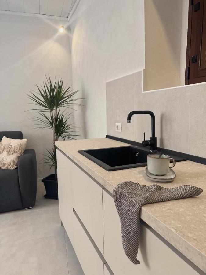 Jjbayt - Origin Apartment Сиракуза Екстериор снимка